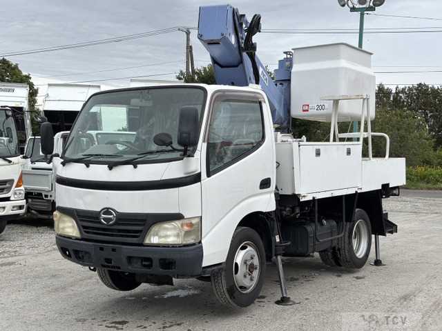 2006 Hino Dutro