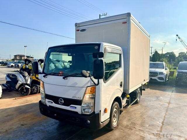 2014 Nissan Atlas