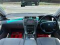 2005 Toyota Crown