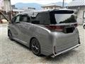 2025 Toyota Vellfire
