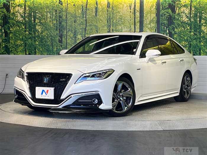 2018 Toyota Crown Hybrid