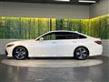 2018 Toyota Crown Hybrid