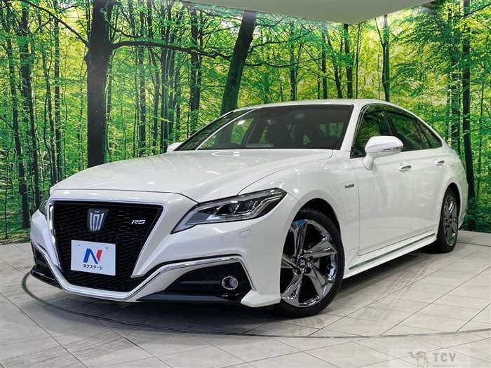2019 Toyota Crown Hybrid