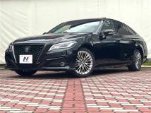 2019 Toyota Crown Hybrid