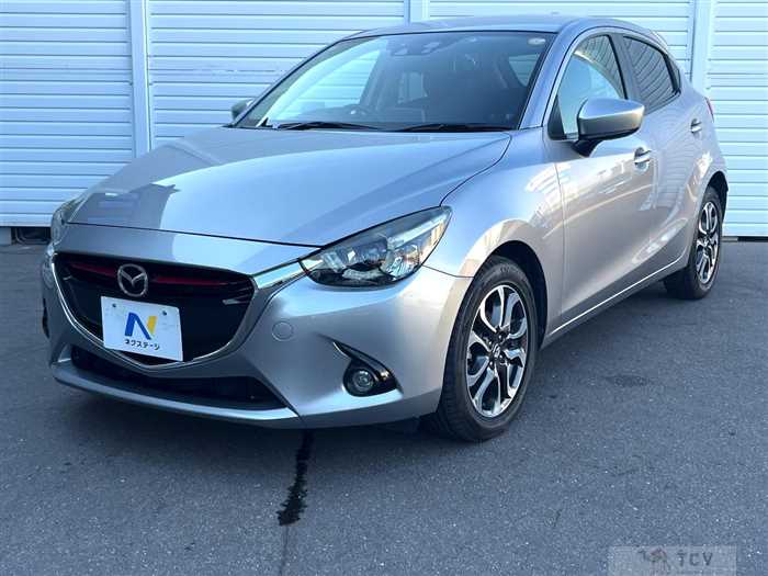 2016 Mazda Demio