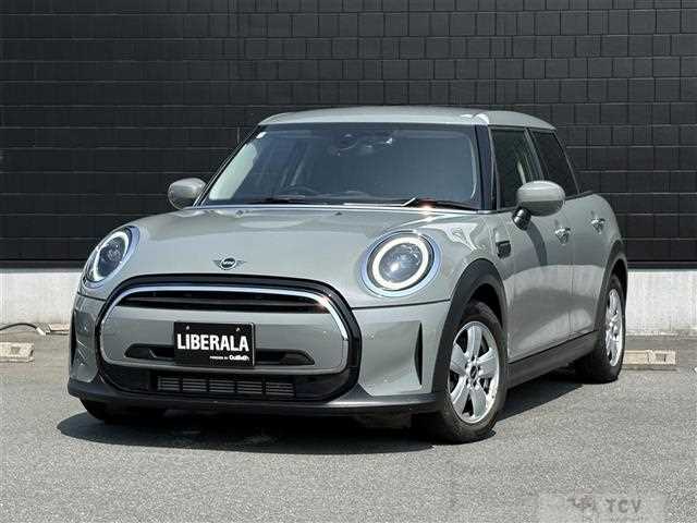 2022 BMW MINI