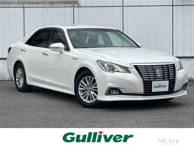 2015 Toyota Crown Hybrid