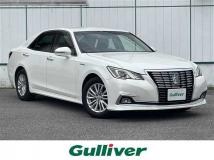 2015 Toyota Crown Hybrid