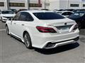 2019 Toyota Crown Hybrid