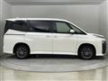2022 Toyota Voxy