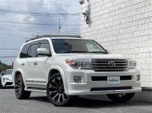 2013 Toyota Land Cruiser
