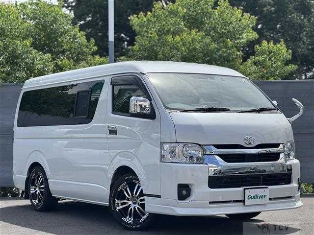 2022 Toyota Hiace