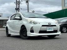 2013 Toyota AQUA