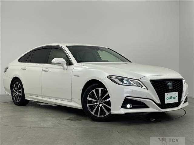 2018 Toyota Crown Hybrid