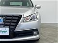 2014 Toyota Crown Hybrid