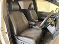2016 Toyota Estima