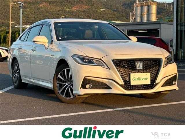 2019 Toyota Crown Hybrid