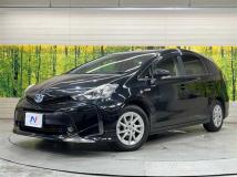 2015 Toyota PRIUS α