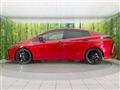 2019 Toyota Prius PHV