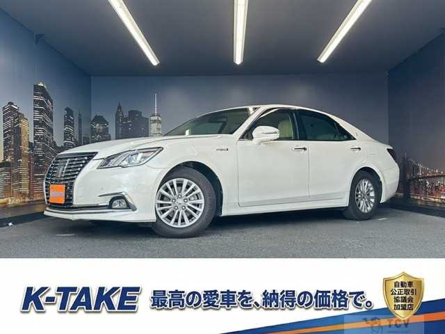 2016 Toyota Crown
