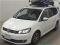2016 Volkswagen Golf Touran