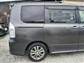 2012 Toyota Voxy