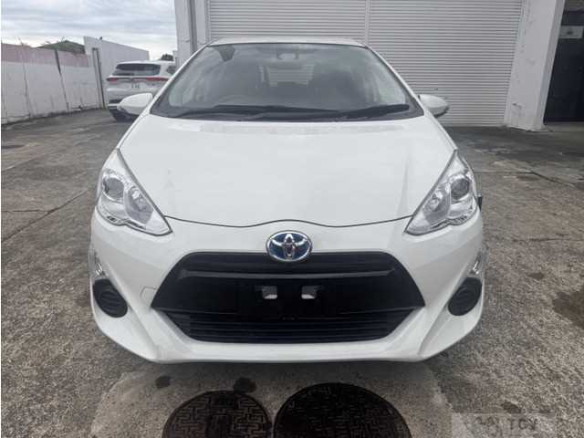 2016 Toyota AQUA