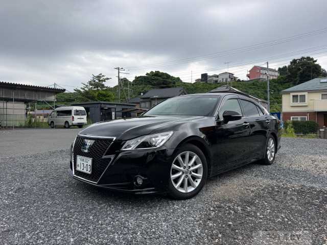2013 Toyota Crown Athlete Series