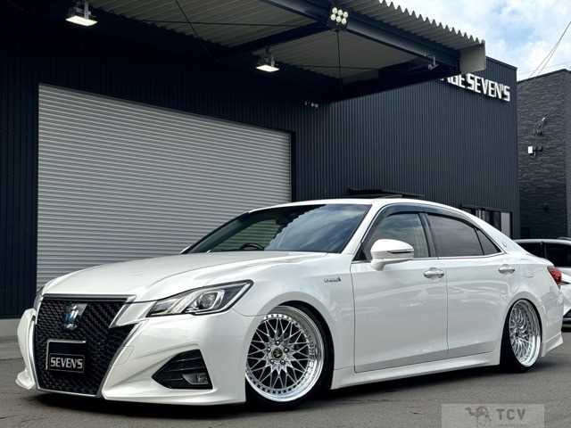 2017 Toyota Crown Athlete Series