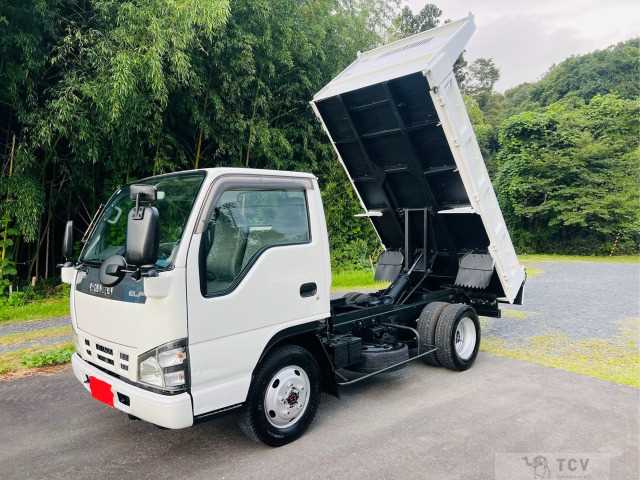 2005 Isuzu Isuzu Others