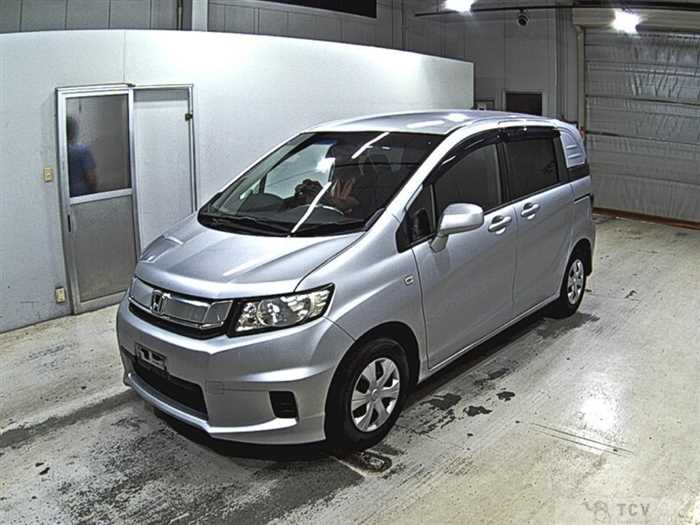 2016 Honda Freed Spike