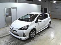 2013 Toyota AQUA