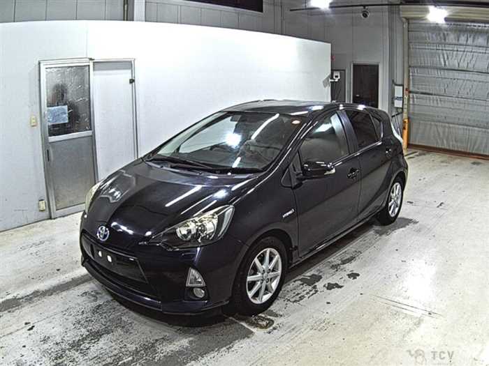 2013 Toyota AQUA