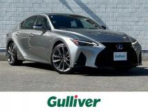 2021 Lexus IS