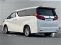 2019 Toyota Alphard Hybrid