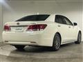 2013 Toyota Crown Majesta