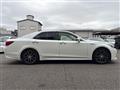 2015 Toyota Crown Hybrid