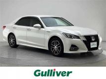 2015 Toyota Crown Hybrid