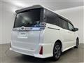 2017 Toyota Voxy
