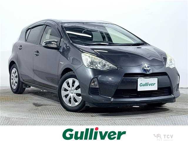 2013 Toyota AQUA