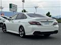 2019 Toyota Crown Hybrid