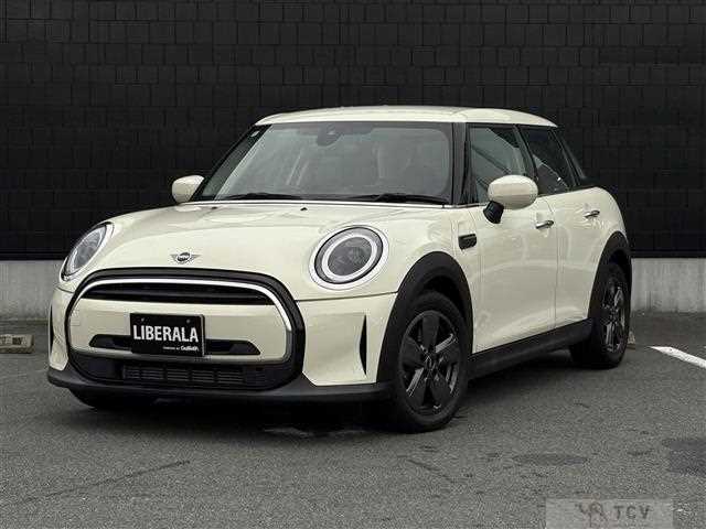 2022 BMW MINI