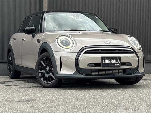 2023 BMW MINI