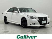 2014 Toyota Crown Hybrid