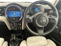 2022 BMW MINI
