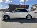 2014 Toyota Crown Hybrid