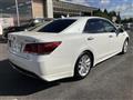 2014 Toyota Crown Hybrid