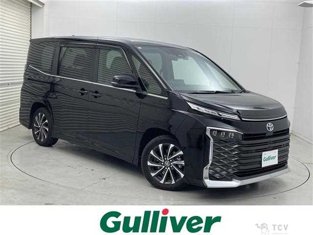2023 Toyota Voxy