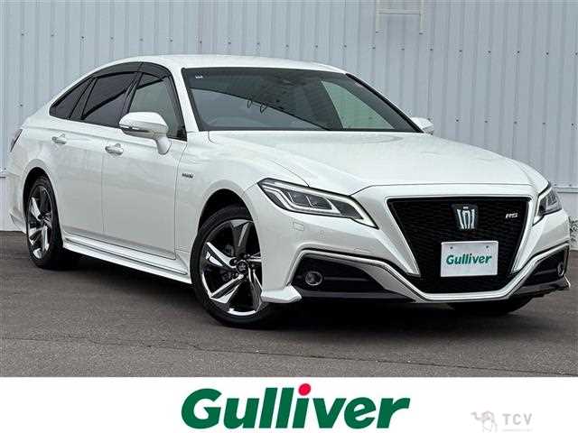 2019 Toyota Crown Hybrid