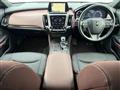 2019 Toyota Crown Hybrid